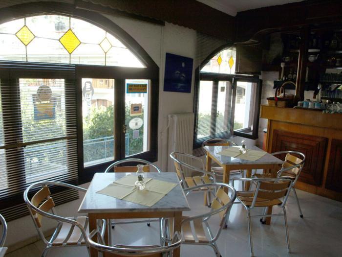 סאמוס Hotel Bonis מראה חיצוני תמונה